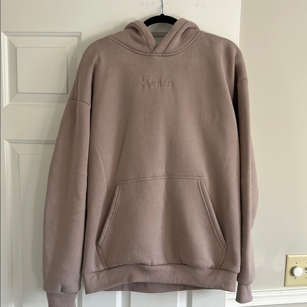 Tan Pullover Sweatshirt with Ribbed Cuffs